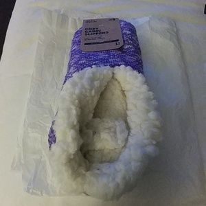 COZY CABIN SLIPPERS